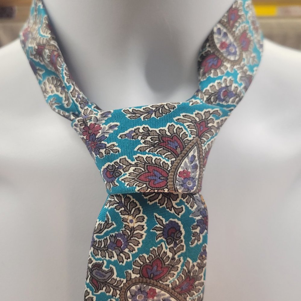 CHRISTIAN DIOR TIE 100% SILK NECKTIE BLUE / TEAL